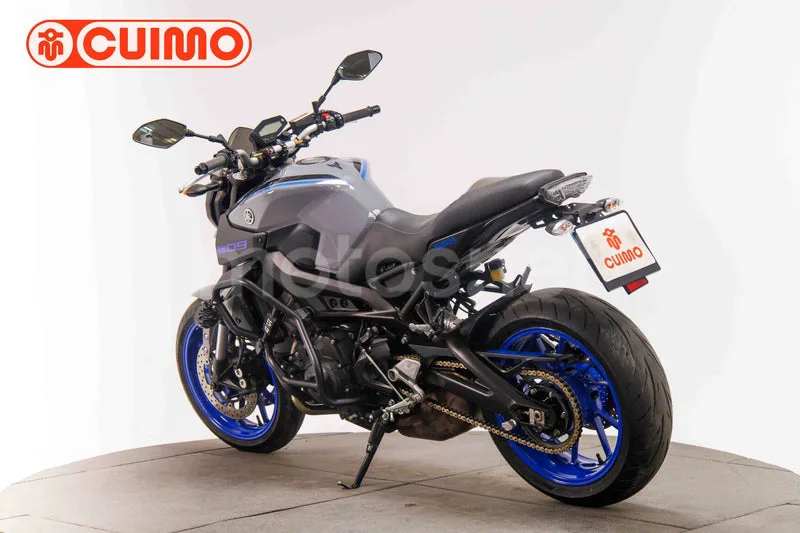 Yamaha MT-09 - Vista 6