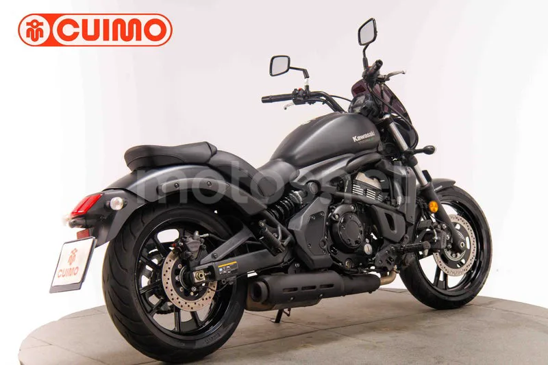 Kawasaki Vulcan S - Vista 4