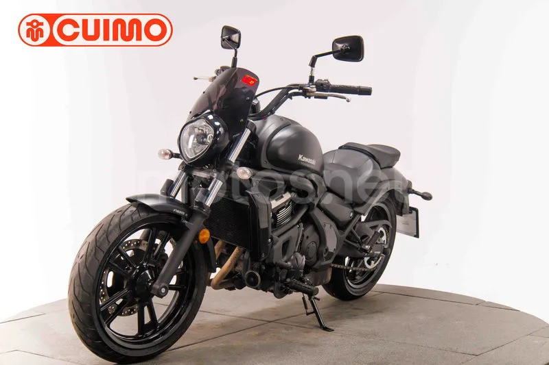 Kawasaki Vulcan S - Vista 9