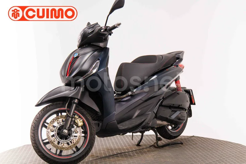 Piaggio Beverly 300 - Vista 9