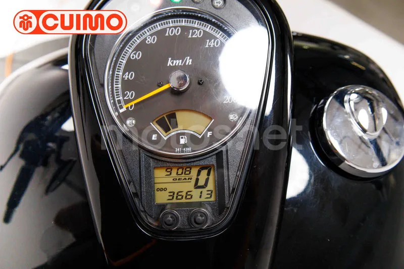 Suzuki Intruder C800 - Vista 35