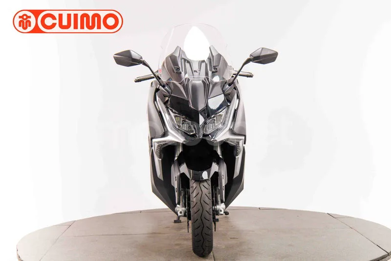 Kymco AK 550 - Vista 11