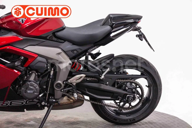 Triumph Daytona 660 - Vista 16