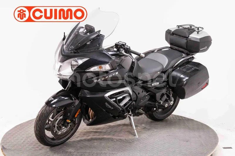 Triumph Trophy SE - Vista 20