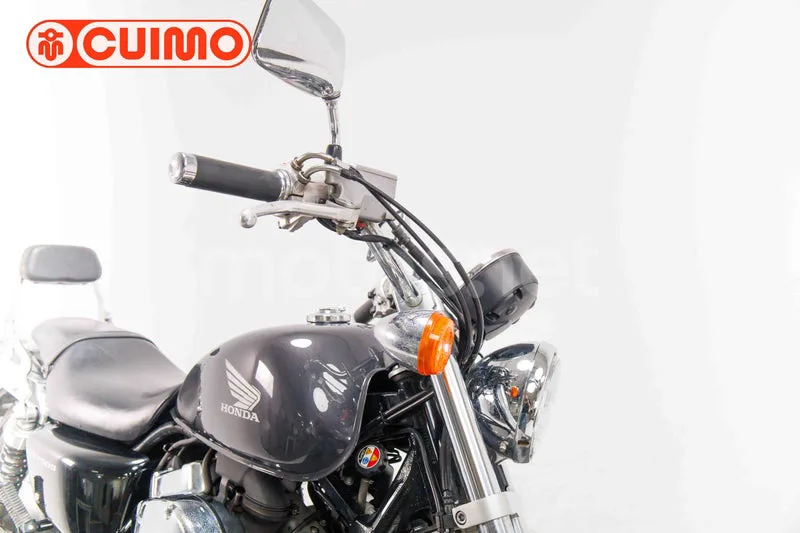 Honda VT750S - Vista 11
