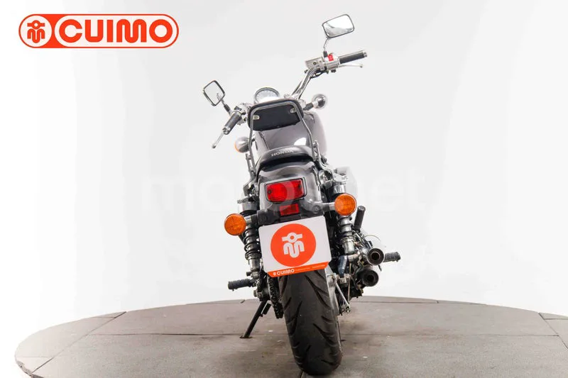 Honda VT750S - Vista 5