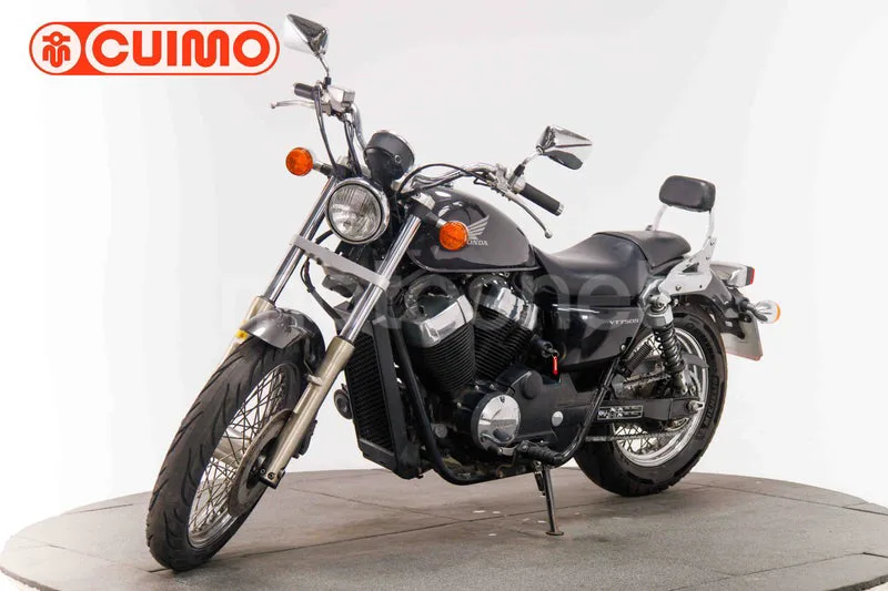 Honda VT750S - Vista 9