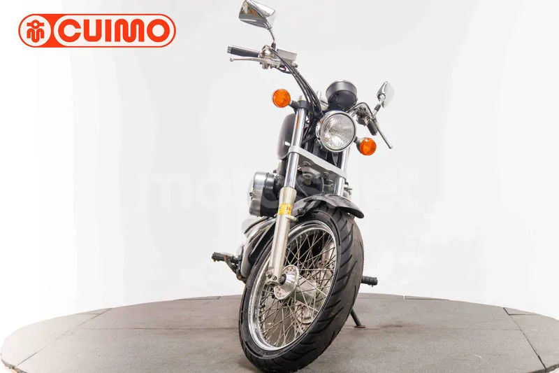 Honda VT750S - Vista 10