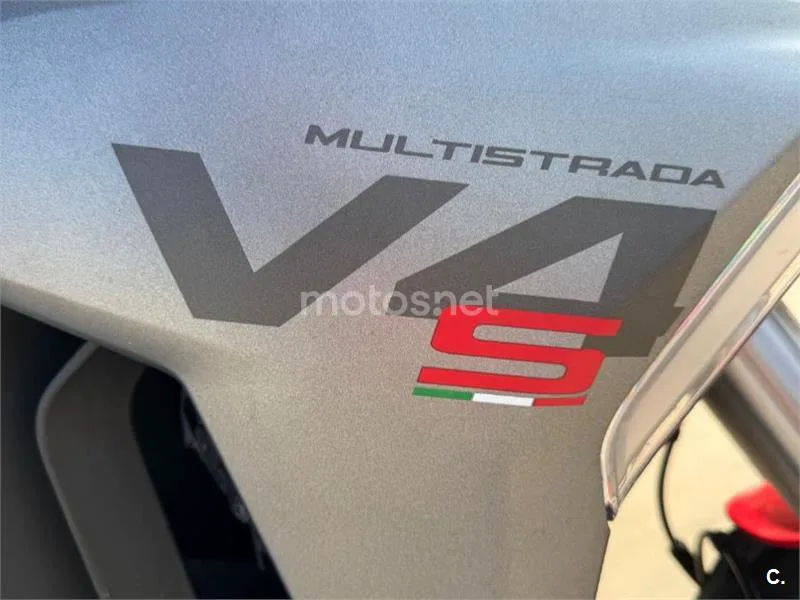 Ducati Multistrada V4 - Vista 4