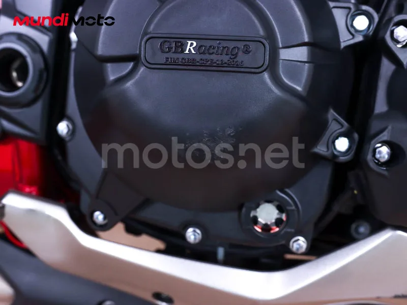 Kawasaki Z900 - Vista 13