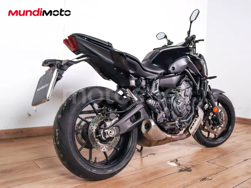 Yamaha MT-07 - Vista 3