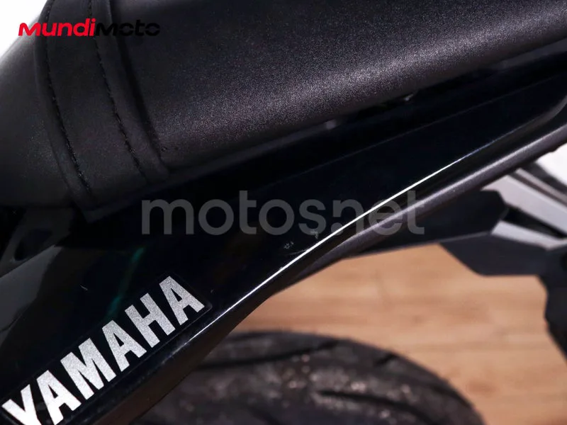 Yamaha MT-07 - Vista 25