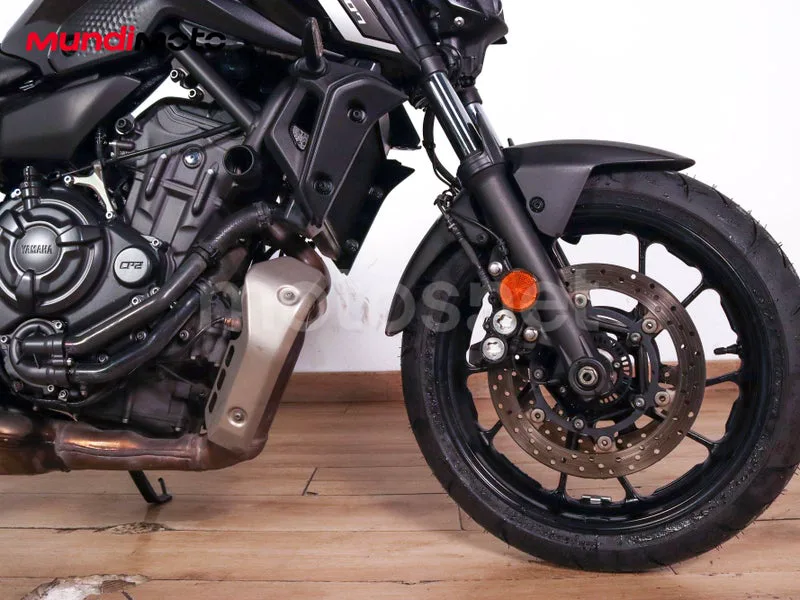 Yamaha MT-07 - Vista 27