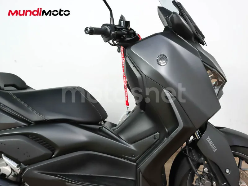 Yamaha XMAX 300 - Vista 16