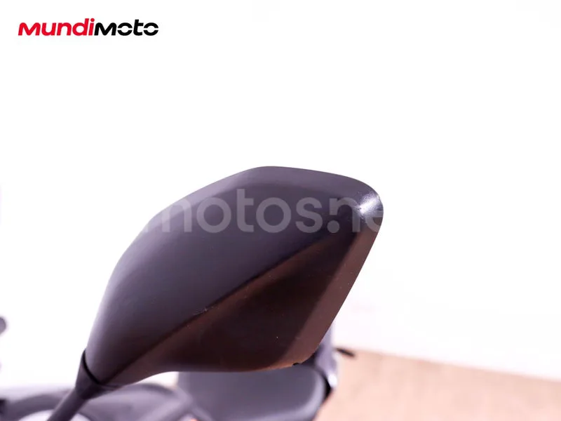 Yamaha MT-07 - Vista 18