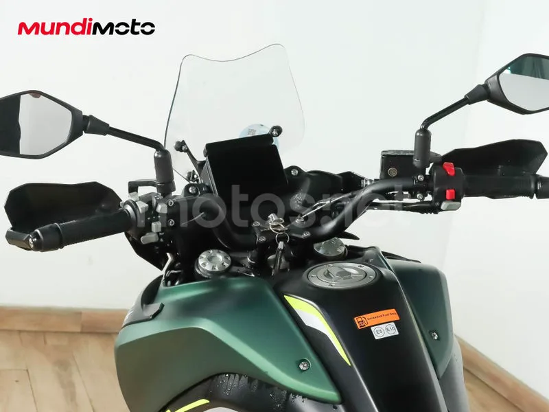 Benelli TRK 702 - Vista 11
