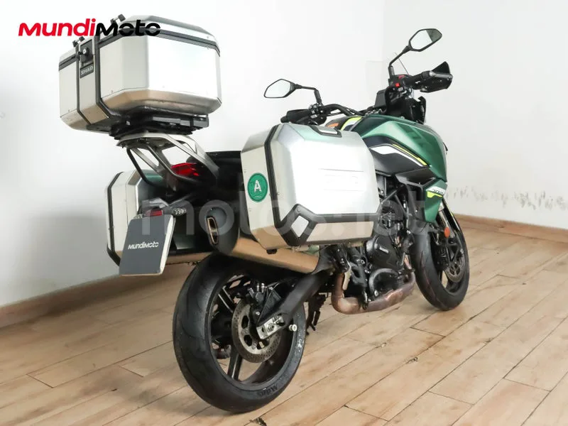 Benelli TRK 702 - Vista 3