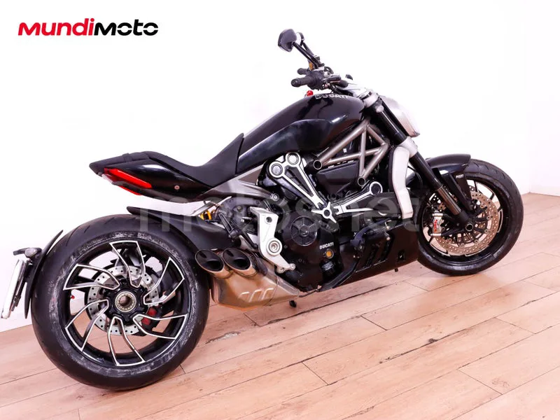 Ducati XDiavel - Vista 3
