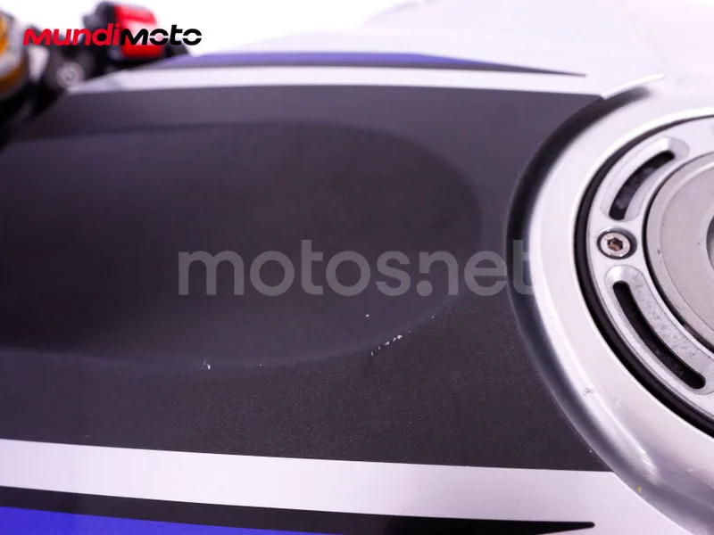 Yamaha YZF-R1 - Vista 22