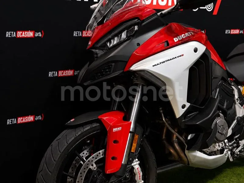 Ducati Multistrada V4 - Vista 3