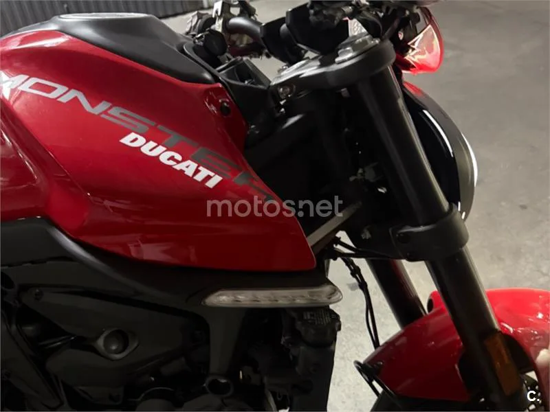 Ducati Monster - Vista 11