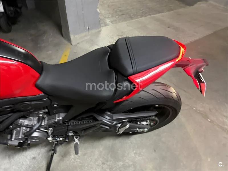 Ducati Monster - Vista 6