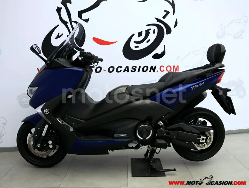 Yamaha TMAX - Vista 7