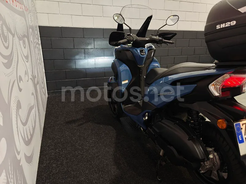 Yamaha Tricity 125 - Vista 5