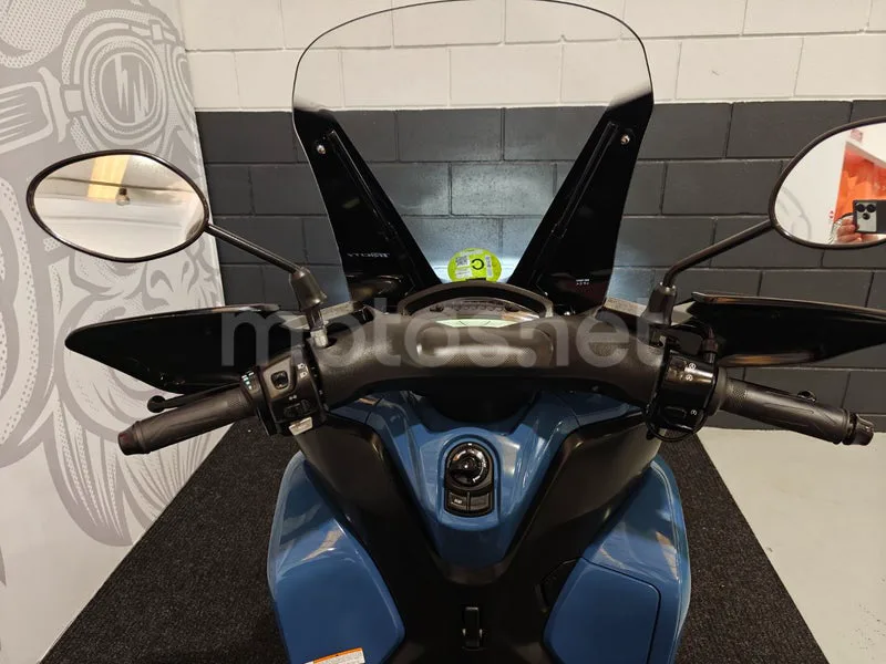 Yamaha Tricity 125 - Vista 7