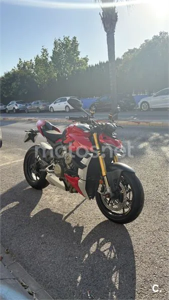 Ducati Streetfighter V4 - Vista 4