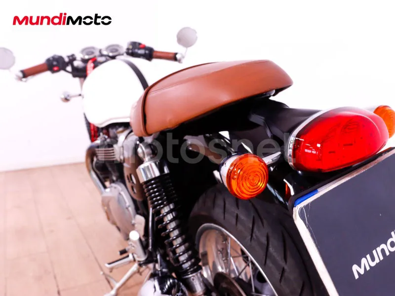 Triumph Thruxton - Vista 9