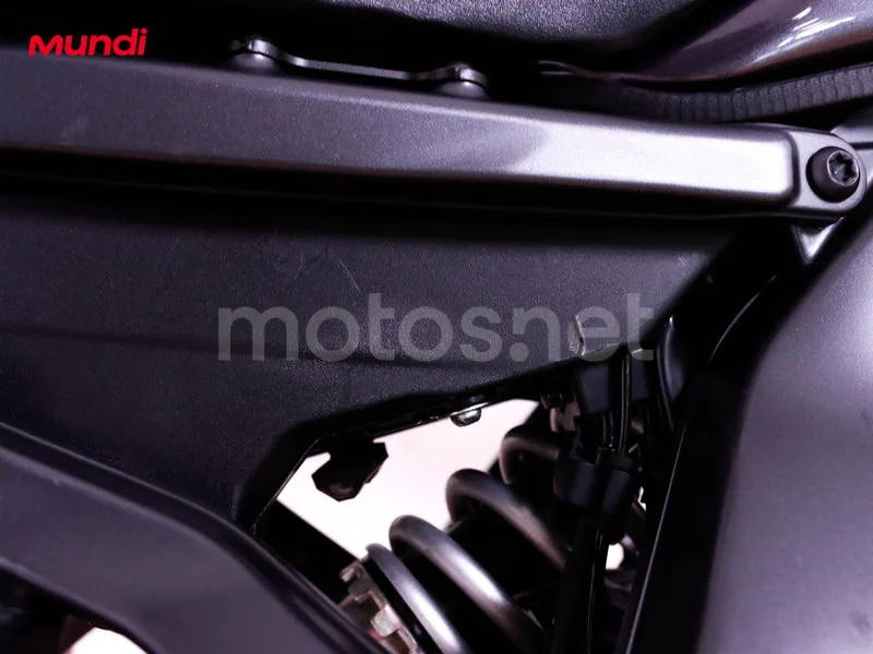 Yamaha MT-09 - Vista 14