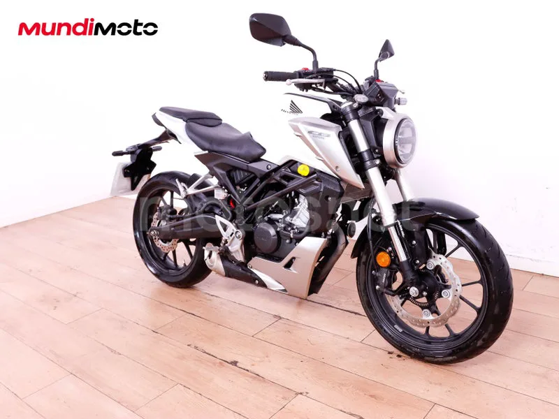 Honda CB125R 3399 € 2018 Barcelona - 2