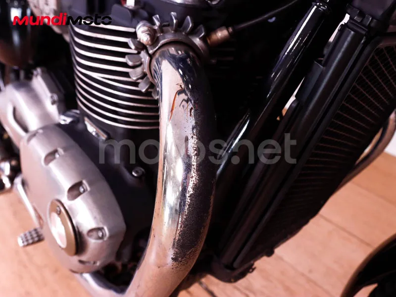 Triumph Bonneville T120 - Vista 18