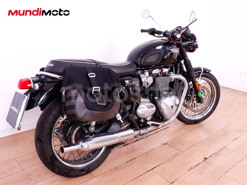 Triumph Bonneville T120 - Vista 3