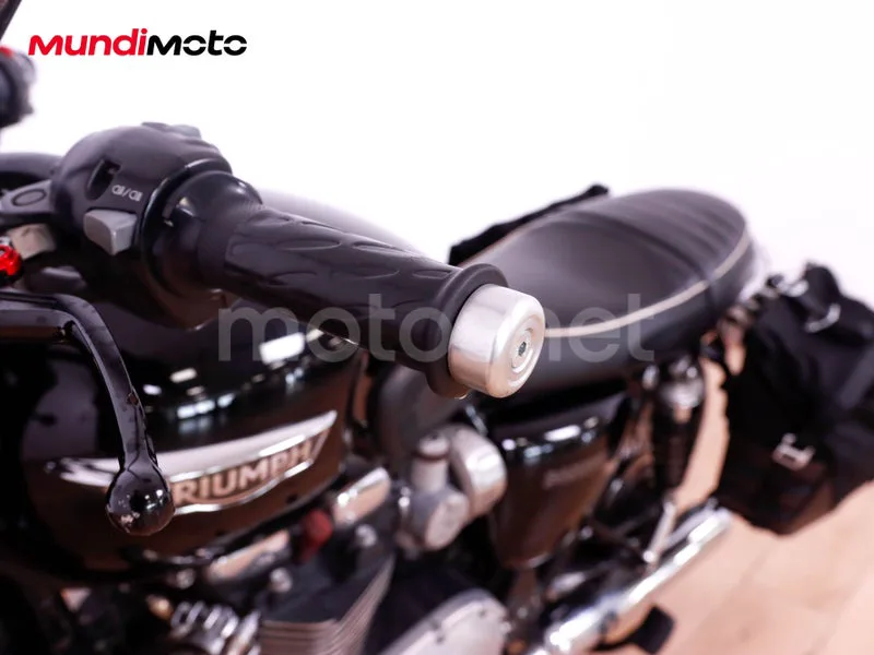 Triumph Bonneville T120 - Vista 22
