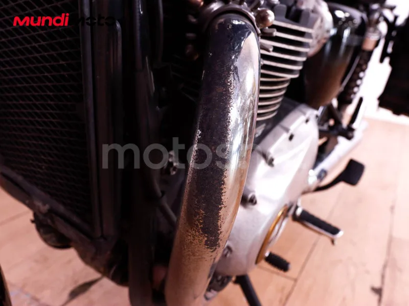 Triumph Bonneville T120 - Vista 26