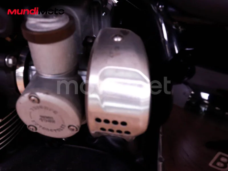 Triumph Bonneville T120 - Vista 28