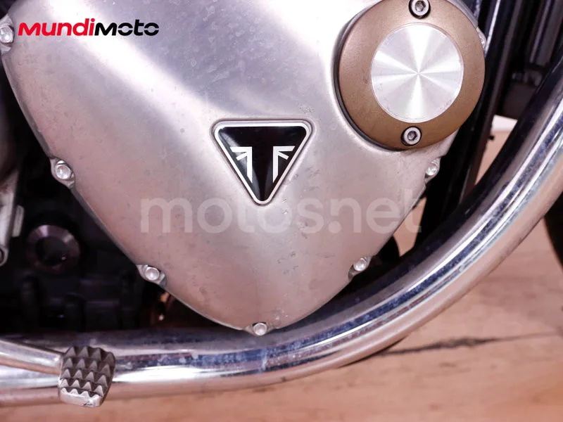 Triumph Bonneville T120 - Vista 30