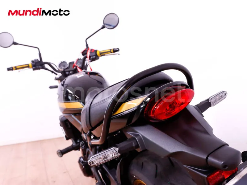 Kawasaki Z650 - Vista 9
