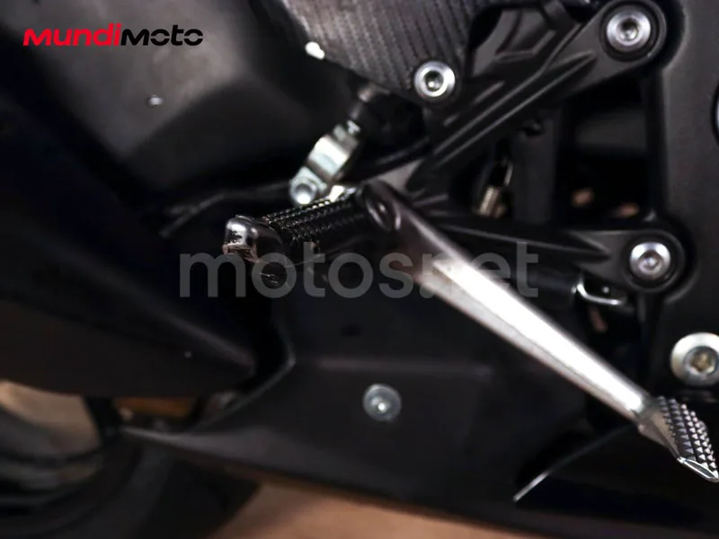Kawasaki Ninja ZX-6R - Vista 16