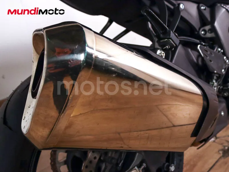 Kawasaki Ninja ZX-6R - Vista 18