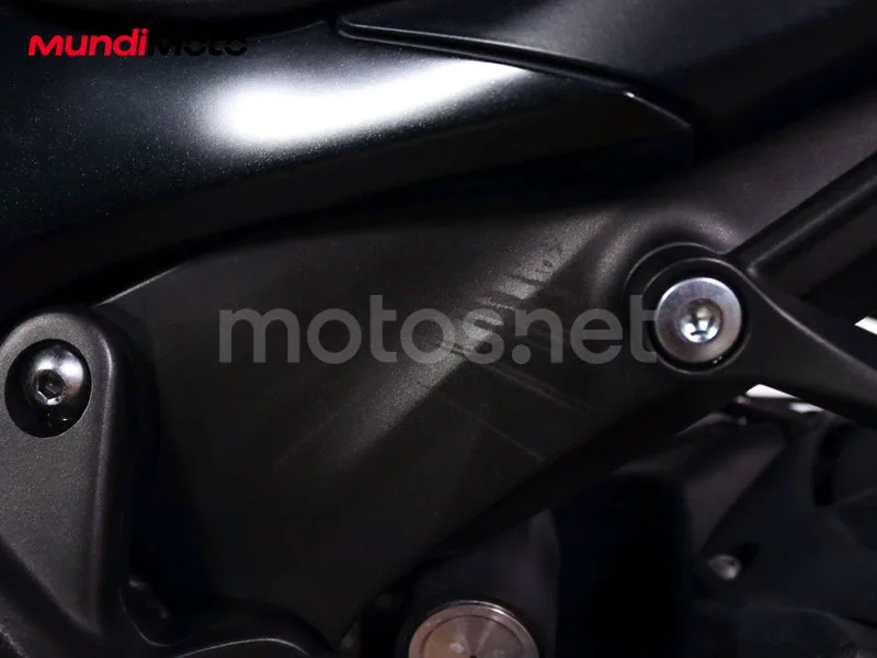 Kawasaki Ninja ZX-6R - Vista 22