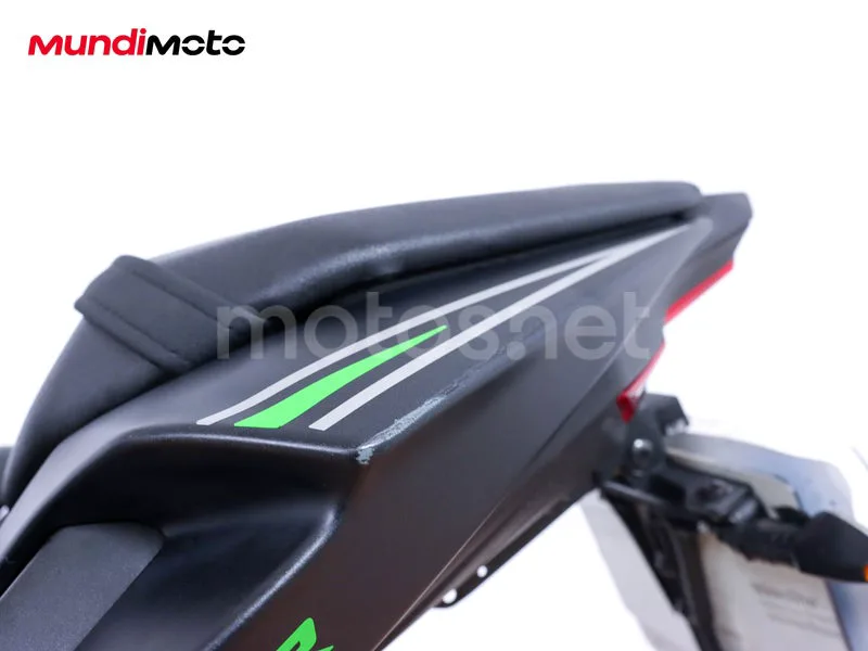 Kawasaki Ninja ZX-6R - Vista 25