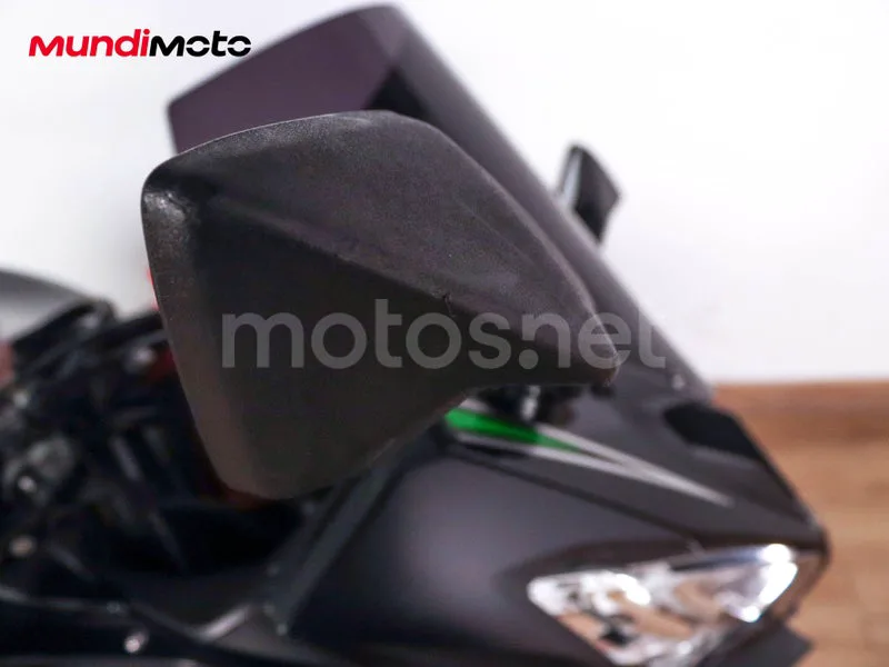 Kawasaki Ninja ZX-6R - Vista 35