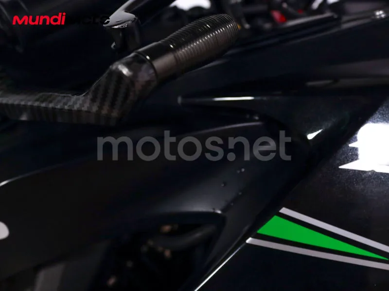 Kawasaki Ninja ZX-6R - Vista 36