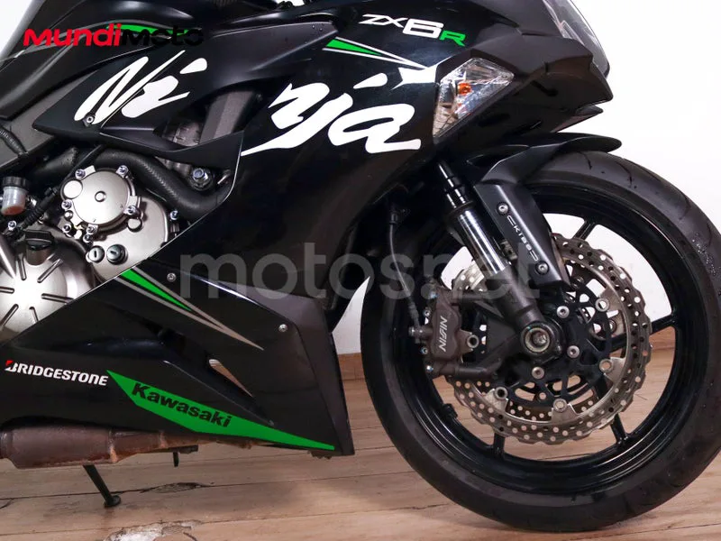 Kawasaki Ninja ZX-6R - Vista 41