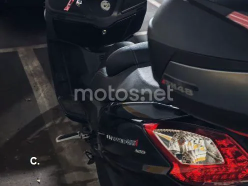 SYM Maxsym 400 2999 € 2016 Madrid - 2