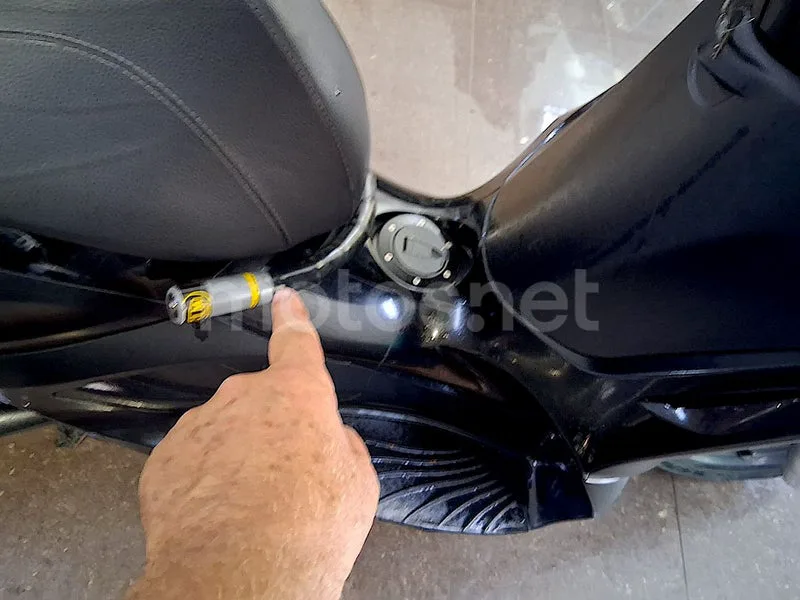 Piaggio Beverly 300 - Vista 17