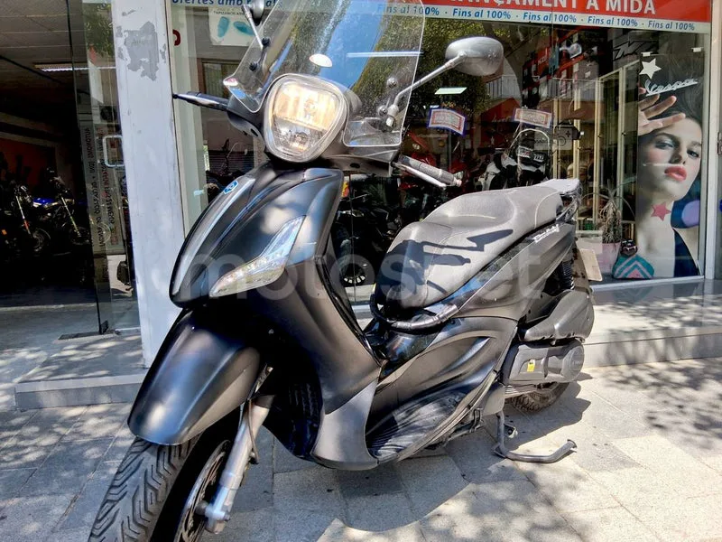 Piaggio Beverly 300 - Vista 3